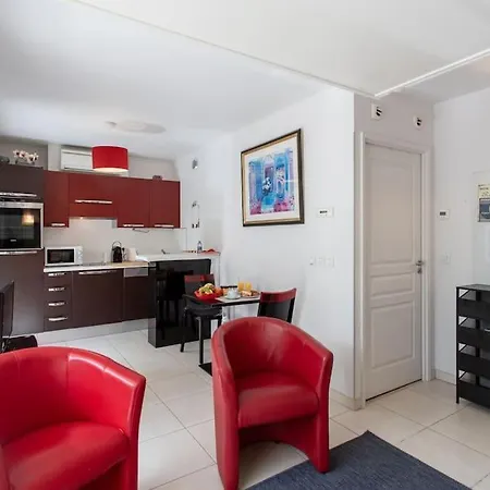L18 Central Parking Terrace Ac 10Mins Walk To Beaches Nice Exterior photo